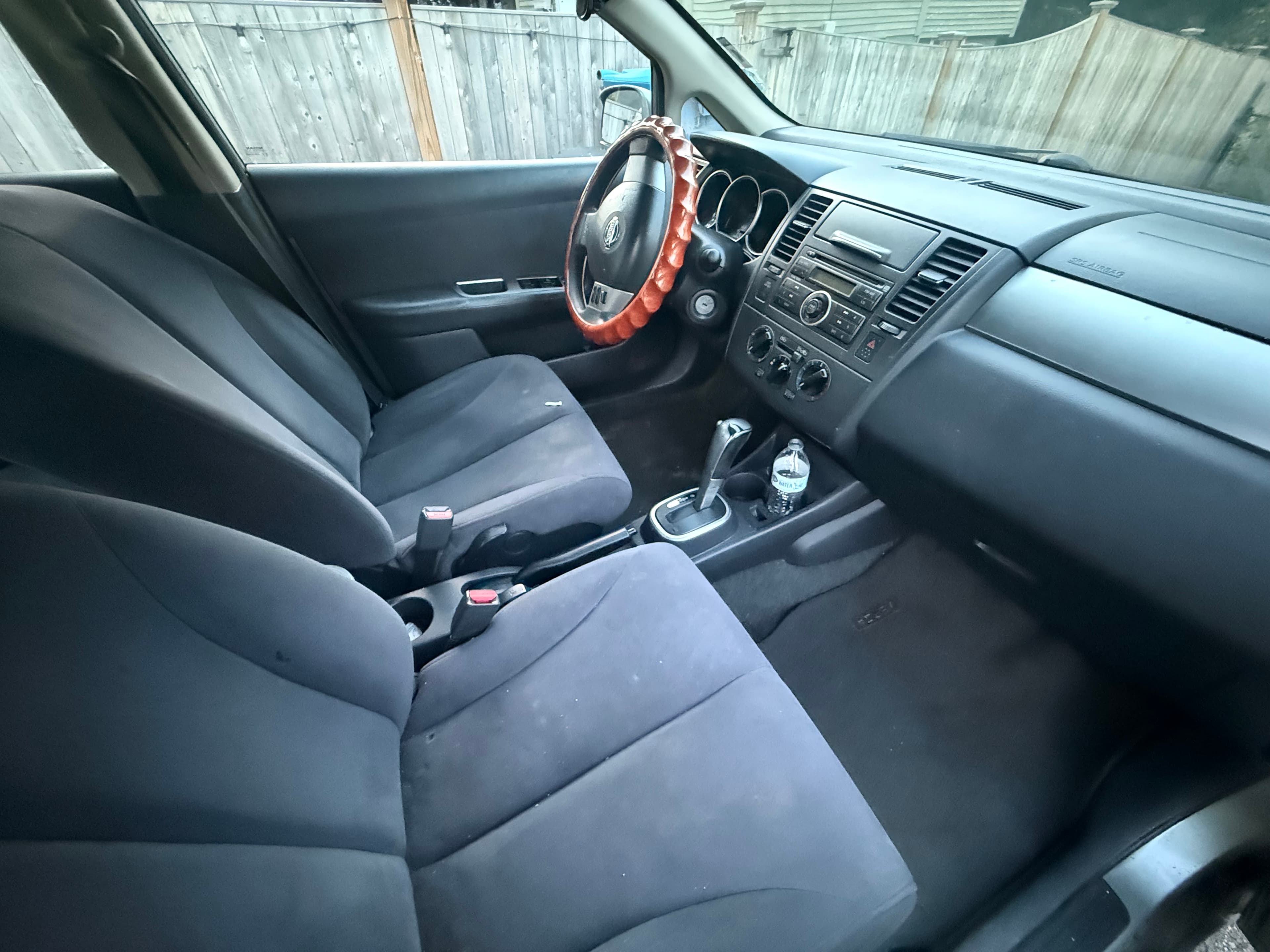 2008 NISSAN Versa — photo 7